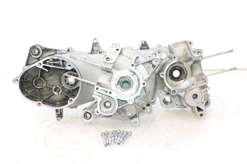 photo de ENGINE LOWER CASING PIAGGIO NEW TYPHOON 50 (2018 - 2021) - Component detail