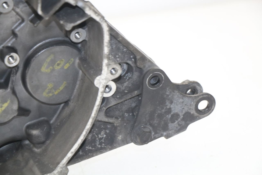 photo de ENGINE CRANKCASE HONDA NSS EX FORZA 250 (2005 - 2013) - Alternative perspective