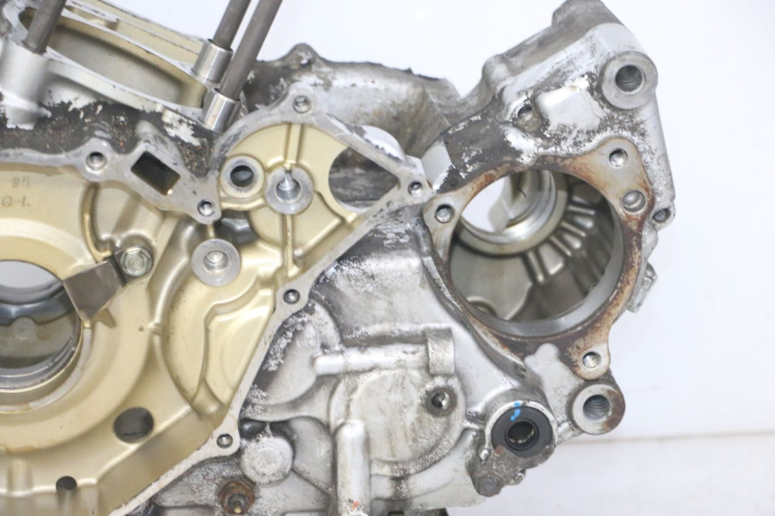 photo de ENGINE CRANKCASE HONDA NTV DEAUVILLE ABS 700 (2007 - 2016) - Technical close-up