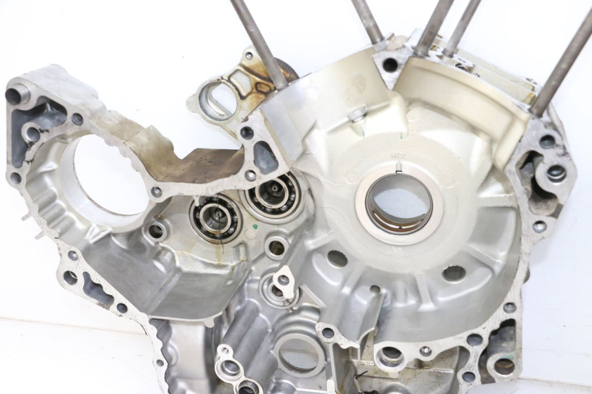 photo de ENGINE CRANKCASE HONDA NTV DEAUVILLE 650 (2001 - 2006) - Focus on structure