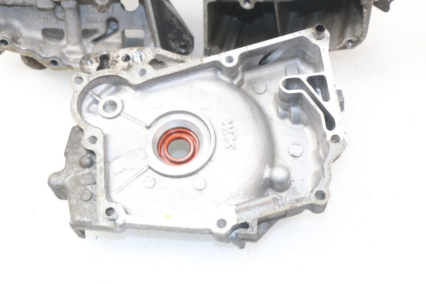 photo de ENGINE CRANKCASE SYM ORBIT 2 50 (2008 - 2014) - Distinctive features