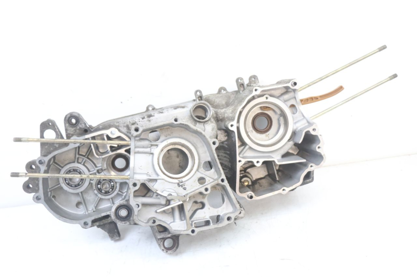 photo de ENGINE CRANKCASE PEUGEOT DJANGO 125 (2014 - 2017) - Fixing points details