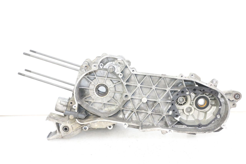 photo de ENGINE CRANKCASE PEUGEOT SATELIS 125 (2013 - 2018) - Main view