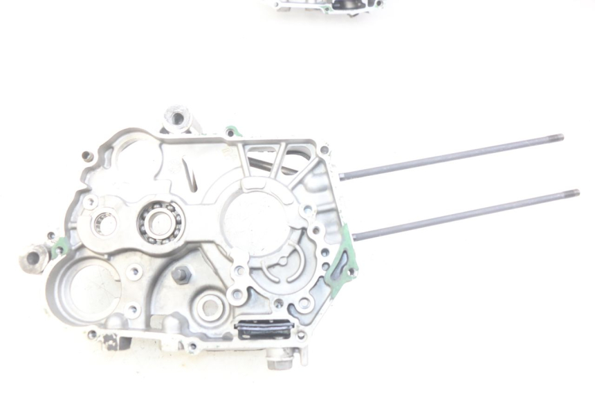 photo de ENGINE BOTTOM CASE YCF PILOT 125 - Supplementary product photo