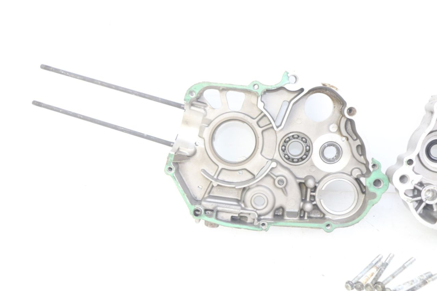 photo de ENGINE BOTTOM CASE YCF PILOT 125 - Used quality zoom