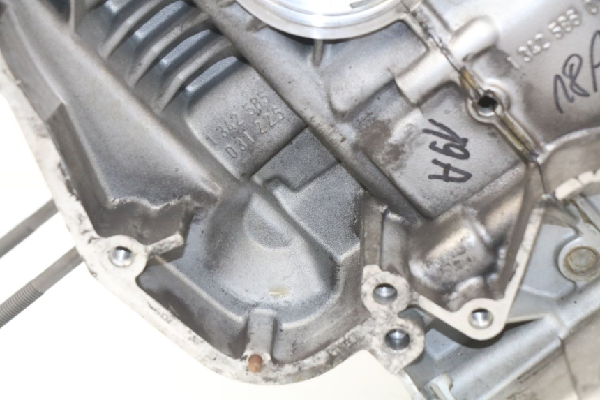 photo de ENGINE CRANKCASE BMW R GS 1150 (1999 - 2004) - Fixing points details