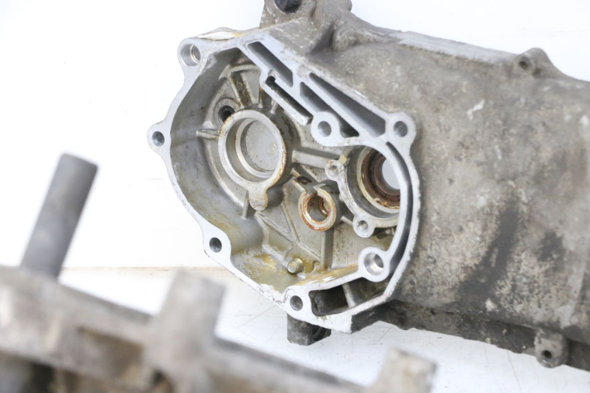 photo de ENGINE CRANKCASE RIDE RACE 2T 50 (2012 - 2017) - Surface and material condition