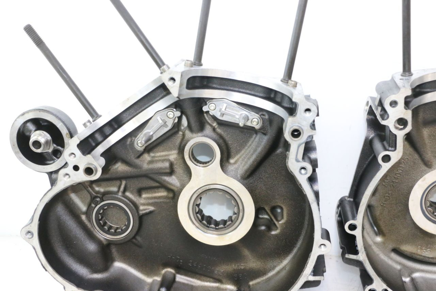 photo de ENGINE CRANKCASE HARLEY DAVIDSON ROAD GLIDE FLTRXSE 1920 (2018 - 2022) - Supplementary product photo