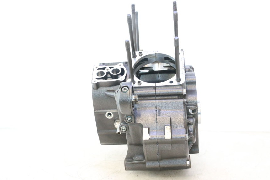 photo de ENGINE CRANKCASE HARLEY DAVIDSON ROAD GLIDE FLTRXSE 1920 (2018 - 2022) - Technical close-up