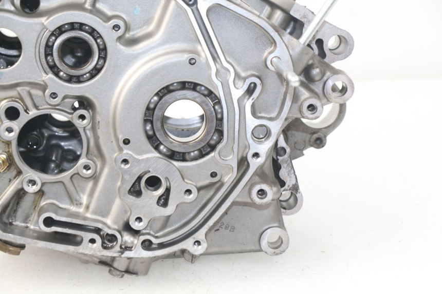 photo de ENGINE CRANKCASE SUZUKI RV VAN VAN 125 (2003 - 2008) - Technical close-up