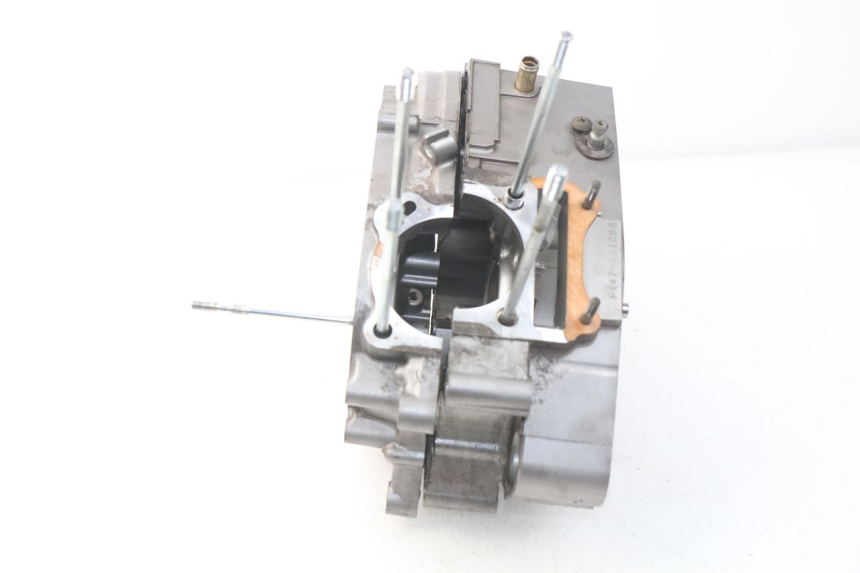 photo de ENGINE CRANKCASE SUZUKI RV VAN VAN 125 (2003 - 2008) - Markings and original references
