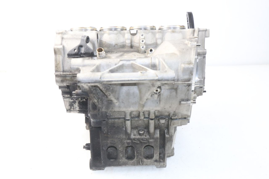 photo de ENGINE CRANKCASE BMW S RR ABS S1000RR 1000 (2009 - 2011) - Alternative perspective