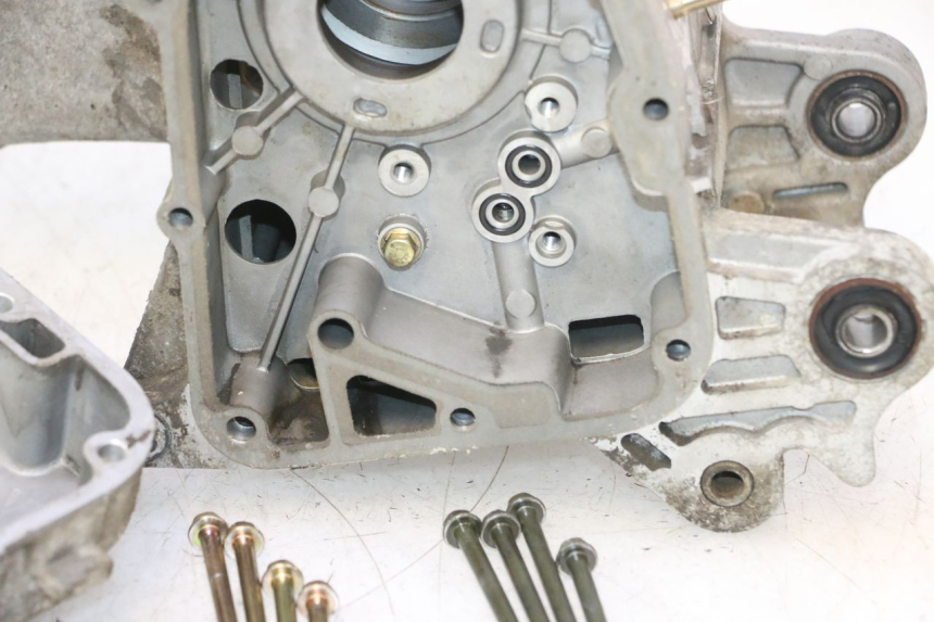photo de ENGINE CRANKCASE JM MOTORS SANTANA 50 (2014 - 2023) - Used quality zoom