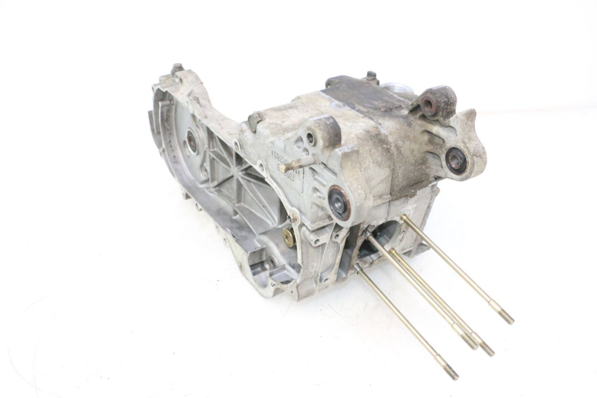 photo de ENGINE CRANKCASE JM MOTORS SANTANA 50 (2014 - 2023) - Fixing points details