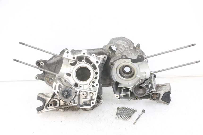 photo de ENGINE CRANKCASE PEUGEOT SATELIS 125 (2013 - 2018) - Component detail