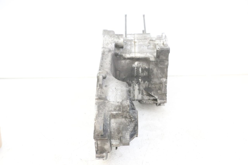 photo de ENGINE CRANKCASE PEUGEOT SATELIS 125 (2013 - 2018) - High-resolution close-up