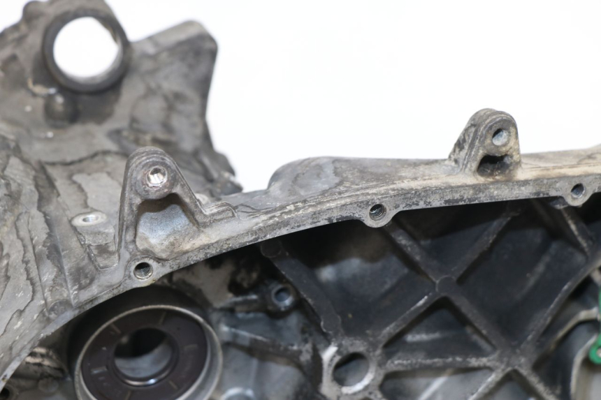 photo de ENGINE CRANKCASE APRILIA SCARABEO GT 125 (1999 - 2007) - Surface and material condition