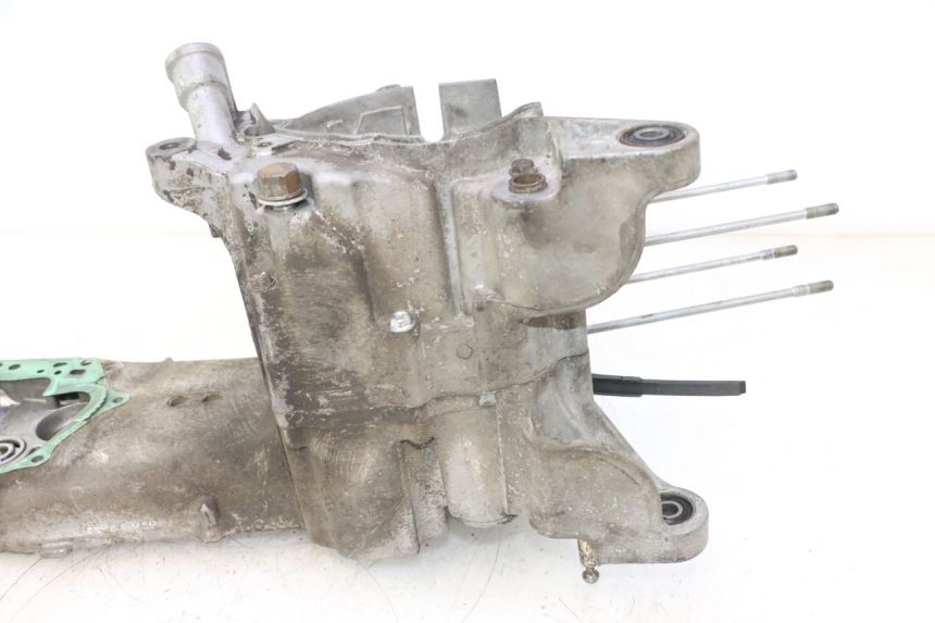 photo de ENGINE CRANKCASE HONDA SCV LEAD 100 (2003 - 2007) - Technical close-up