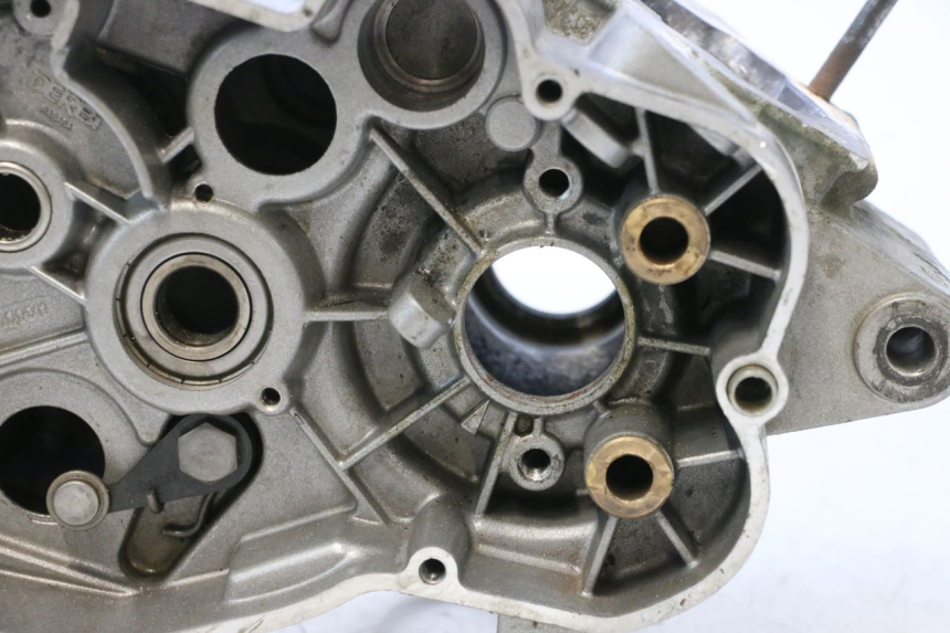 photo de ENGINE CRANKCASE DERBI SENDA 50 (2003 - 2005) - Distinctive features