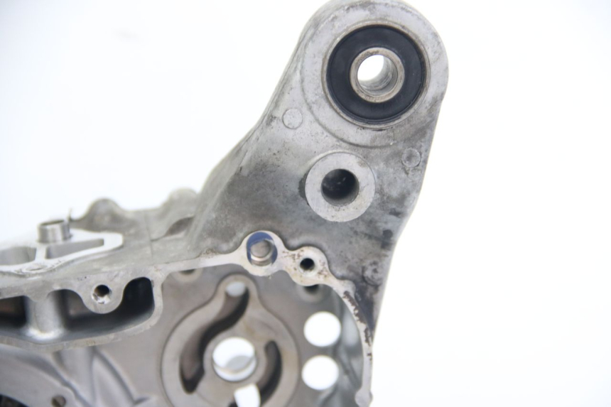 photo de ENGINE LOWER CASING SUZUKI SIXTEEN 125 (2008 - 2010) - Product overview