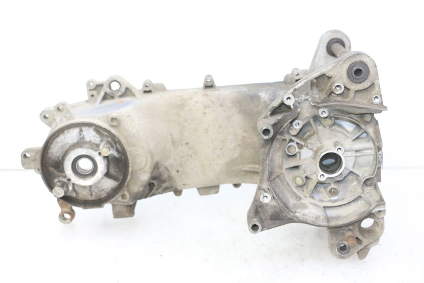 photo de ENGINE CRANKCASE PEUGEOT SPEEDFIGHT 3 AIR 50 (2009 - 2015) - Alternative perspective