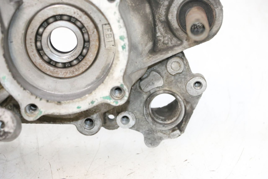 photo de ENGINE LOWER CASING PEUGEOT SPEEDFIGHT LC 50 (1996 - 2002) - Alternative angle