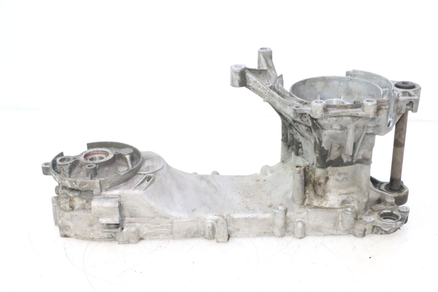 photo de ENGINE LOWER CASING PEUGEOT SPEEDFIGHT LC 50 (1996 - 2002) - Alternative perspective