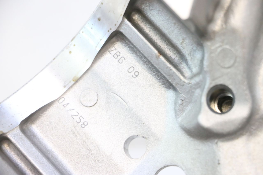 photo de ENGINE CRANKCASE CAN-AM SPYDER RS 1000 (2008 - 2012) - Alternative perspective
