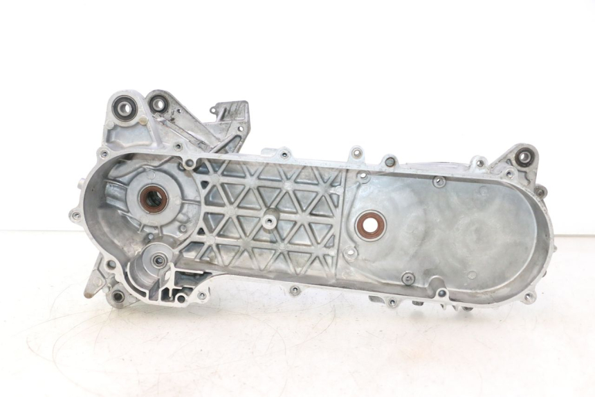 photo de ENGINE CRANKCASE KYMCO SUPER 8 2T 50 (2007 - 2013) - Main view