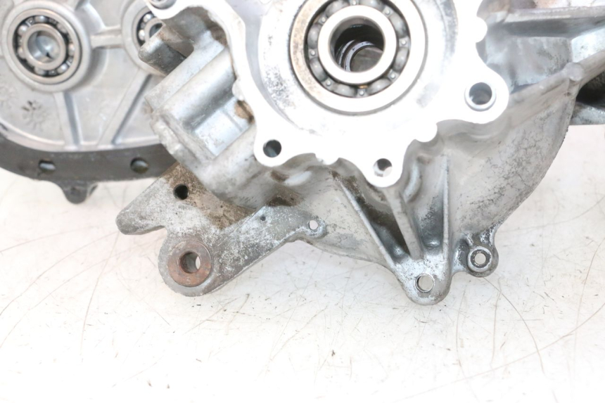 photo de ENGINE CRANKCASE KYMCO SUPER 8 2T 50 (2007 - 2013) - Technical close-up