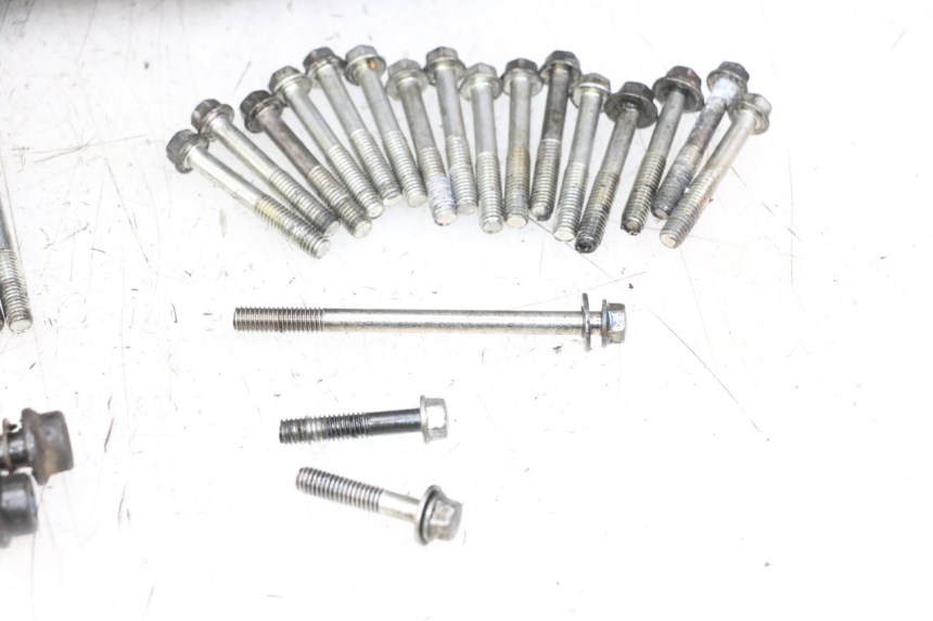 photo de ENGINE CRANKCASE SUZUKI GSR 750 (2011 - 2017) - High-resolution close-up