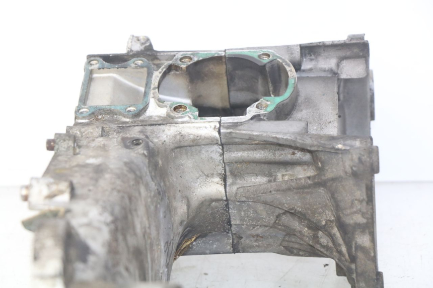 photo de ENGINE LOWER CASING PEUGEOT SV 125 (1991 - 1994) - Product overview