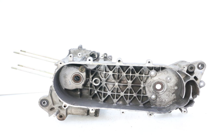 photo de ENGINE LOWER CASING SYM ORBIT III 3 4T 50 (2018 - 2021) - Fixing points details