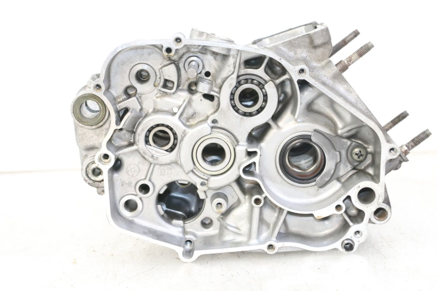 photo de ENGINE LOWER CASING YAMAHA TDR DELTABOX 125 (1997 - 2003) - Surface and material condition