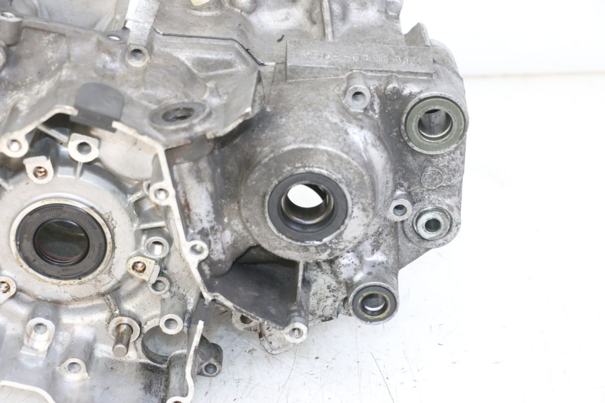 photo de ENGINE LOWER CASING YAMAHA TDR DELTABOX 125 (1997 - 2003) - Markings and original references