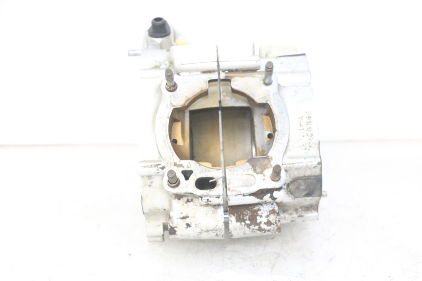 photo de ENGINE LOWER CASING YAMAHA TDR DELTABOX 125 (1997 - 2003) - Checked used part