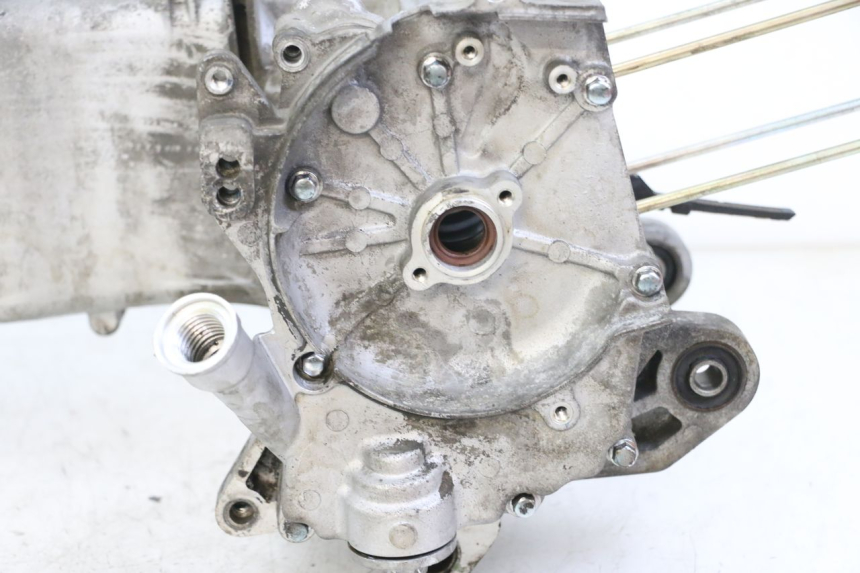 photo de ENGINE LOWER CASING PEUGEOT TWEET 4T 50 (2018 - 2022) - Supplementary product photo