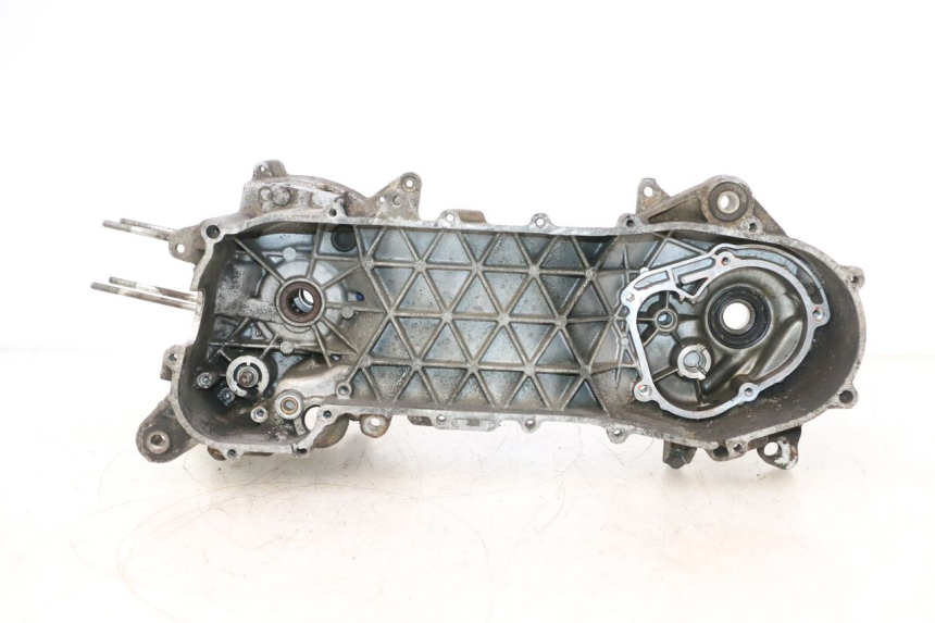 photo de ENGINE CRANKCASE PIAGGIO TYPHOON 50 (2000 - 2009) - Main view