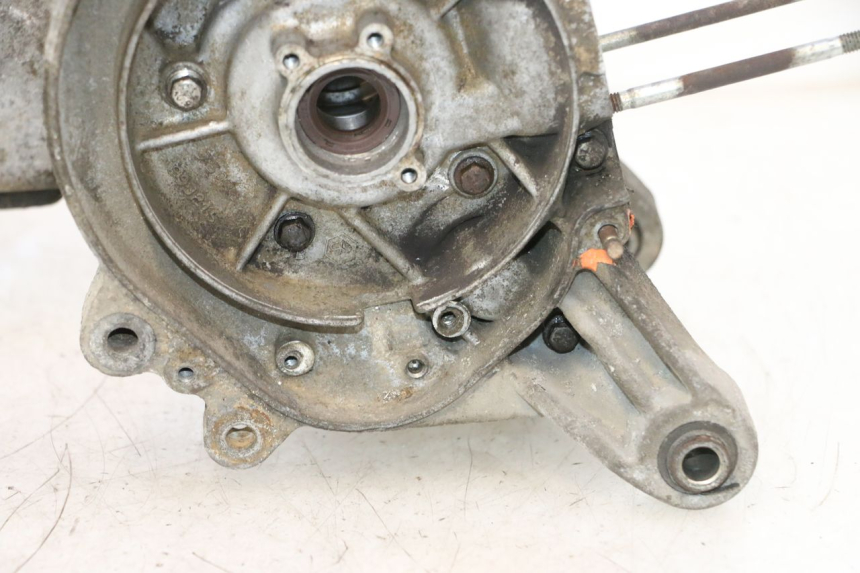 photo de ENGINE CRANKCASE PIAGGIO TYPHOON 50 (2000 - 2009) - Detailed visual inspection