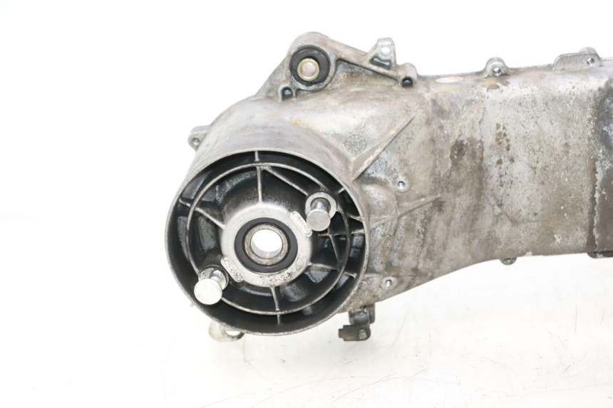 photo de ENGINE CRANKCASE PIAGGIO TYPHOON 50 (2000 - 2009) - High-resolution close-up