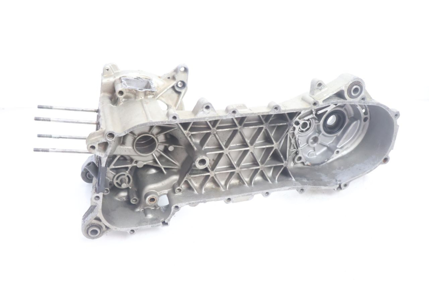 photo de ENGINE CRANKCASE PIAGGIO TYPHOON 50 (1993 - 1999) - Distinctive features