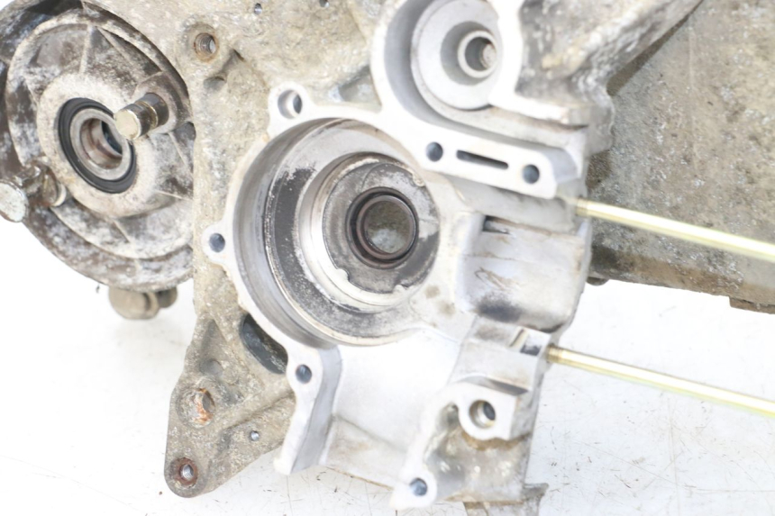 photo de ENGINE LOWER CASING PIAGGIO TYPHOON 80 (1994 - 1997) - Component zoom