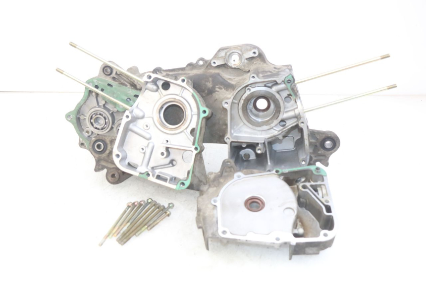 photo de ENGINE LOWER CASING PEUGEOT V-CLIC VCLIC 50 (2007 - 2013) - Used quality zoom