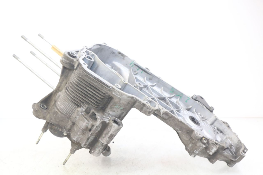 photo de ENGINE LOWER CRANKCASE PIAGGIO VESPA GTS IGET ABS 125 (2017 - 2023) - Zoom on usage condition
