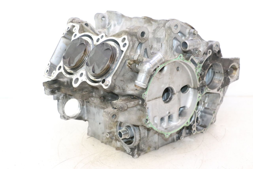 photo de ENGINE CRANKCASE HONDA VFR FI RC46 800 (1998 - 2001) - Component zoom