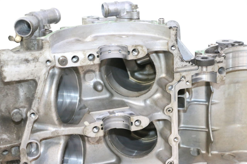 photo de ENGINE CRANKCASE HONDA VFR FI RC46 800 (1998 - 2001) - High-resolution close-up
