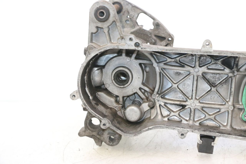 photo de ENGINE LOWER CASING PEUGEOT VIVACITY NEW 2T 50 (2008 - 2017) - Used quality zoom