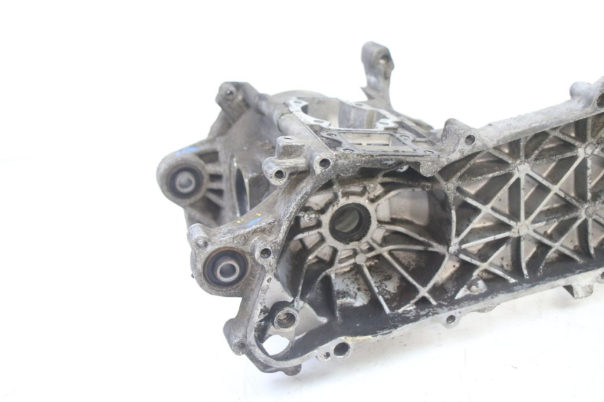 photo de ENGINE CRANKCASE PEUGEOT VIVACITY 50 (2004 - 2009) - Component detail