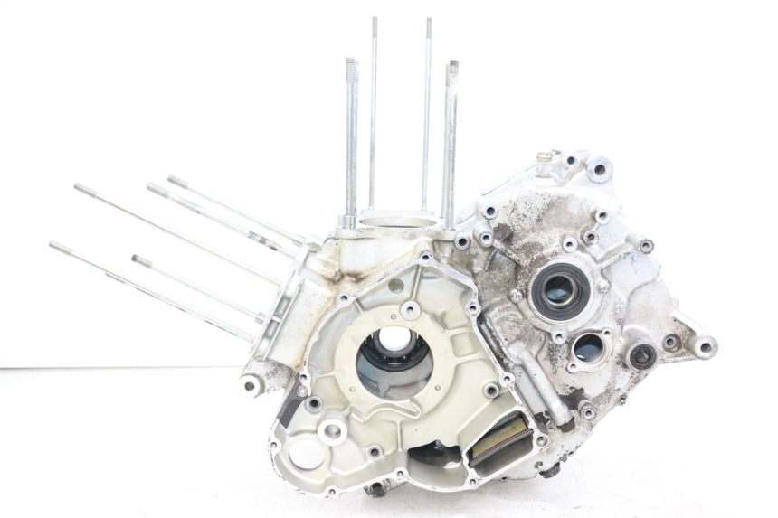 photo de ENGINE CRANKCASE SUZUKI VL INTRUDER 125 (2004 - 2007) - Main view