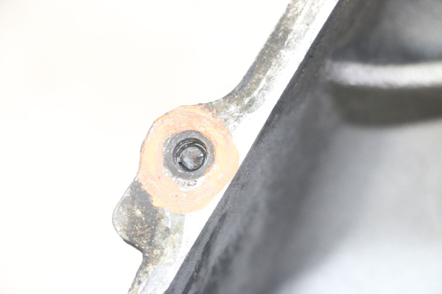 photo de BOTTOM ENGINE CASING YAMAHA XMAX X-MAX 125 (2006 - 2009) - Zoom on usage condition